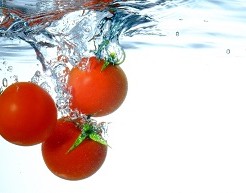 トマトの栄養リコピンでお肌を若々しく保つ