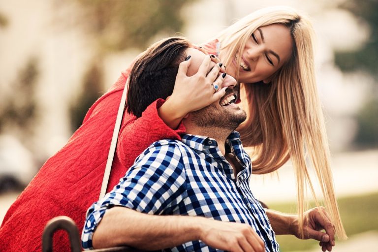 8割の男性が甘えられたいと思ってる!上手に彼氏に甘える方法 誰でもできる!1日5分マッサージ 8割の男性が甘えられたいと思ってる!上手に彼氏に甘える方法 誰でもできる!1日5分マッサージ