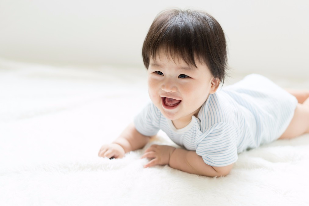 【笑顔が見たい】赤ちゃんが笑わない6つの原因と笑わせる方法