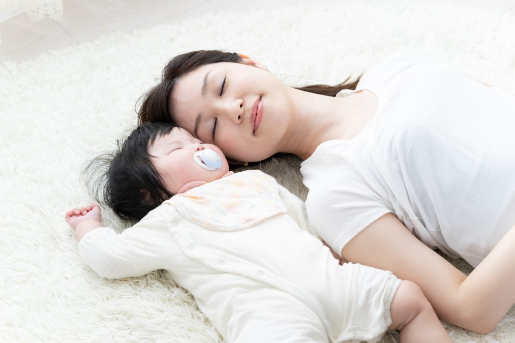 なかなか寝ない赤ちゃんを寝かしつける7つのテク