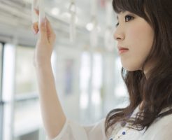 時間を有効活用！電車での通勤通学中にできるダイエット10選