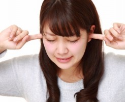 意外と多い耳管開放症。不快な症状を自分で治療するにはどうしたらいい？